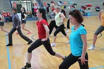 Aerobic f&uuml;r K&ouml;rper und Geist (Foto: Angelo Glashagel)