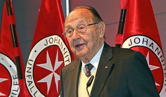 Hans-Dietrich Genscher Preisverleihung 2013 (Foto: Johanniter-Unfall-Hilfe e.V./Rainer Surrey)