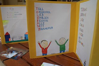 Zur Auseinandersetzung mit dem Thema "Toleranz" fiel den Sch&uuml;lern der Klasse 4a der Grundschule Niedersachswerfen eine Menge ein (Foto: Angelo Glashagel)