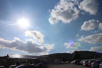 Die alte Halle war nicht mehr Zeitgem&auml;&szlig; - der neue Bau ist kleiner, bescheidener und liegt am Ortsrand (Foto: Angelo Glashagel)