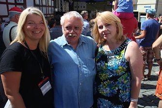 Sina Hillemann, Dieter Spie&szlig; und Irina Sitnikov hatten sich zusammen mit anderen Helfern und Gasteltern um die Kinder gek&uuml;mmert (Foto: Angelo Glashagel)