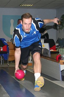 Daniel Sch&auml;fer f&uuml;hrte die SG mit Tagesbestleistung in Leinefelde auf Siegkurs. (Foto: Uwe Tittel)