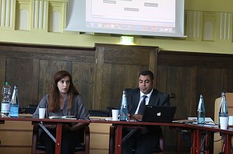 Ehrenamtskoordinatorin Medine Yilmaz und der Vorsitzende des Nordh&auml;user Integrationsbeirates Mohammed Sayed (Foto: Angelo Glashagel)