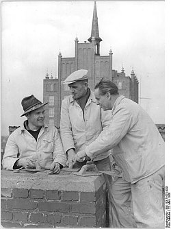 Meine Hand f&uuml;r mein Produkt (Foto: Bundesarchiv)