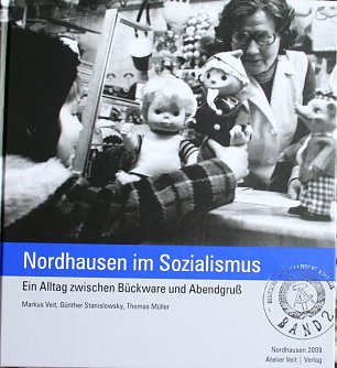 Buchdeckel (Foto: Hellberg)