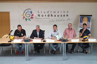 "Das wird eine Runde Sache" - zur Pressekonferenz erl&auml;uterten die Organisatoren die einzelnen Wettk&auml;mpfe (Foto: Angelo Glashagel)