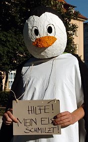 Pinguin f&uuml;r Gr&uuml;n (Foto: nnz)