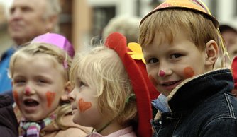 Narrenkappen aufgesetzt (Foto: nnz)