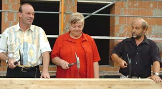 Richtkranz &uuml;ber der Morgenr&ouml;te (Foto: nnz)