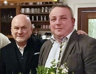 Manfred Grund gratuliert Markus Volkmann (Foto: CDU)