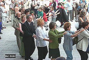1.075 Luftballons zum Geburtstag (Foto: nnz)