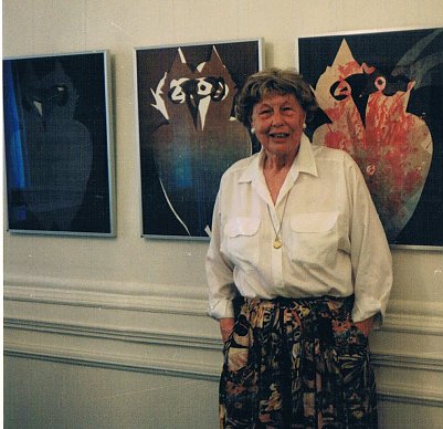 Glock-Grabe 1995 vor ihren geliebten Eulen (Foto: Archiv Kneffel)