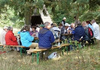 Unterwegs in der Natur (Foto: Urban)