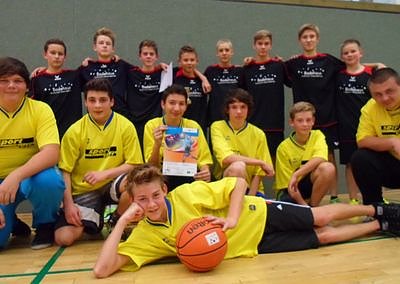 Herder (hinten) siegte im Finale (Foto: privat)