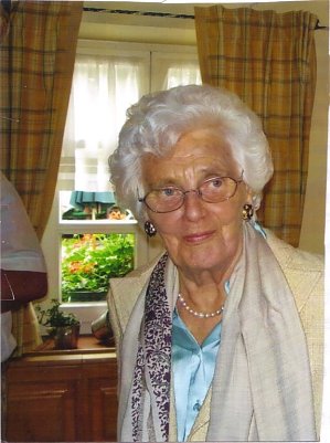 Karen Lesser predigte im Park Hohenrode (Foto: F&ouml;rderverein Park Hohenrode)