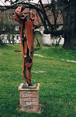 Plastik in Utterode (Foto: Heidelore Kneffel)