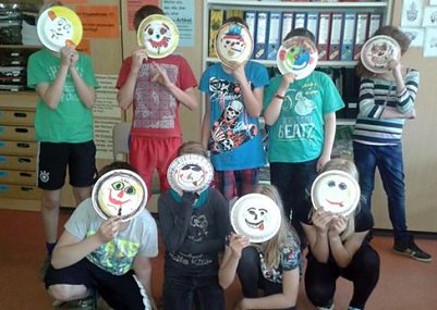 Kleine K&uuml;nstler stellen aus (Foto: privat)