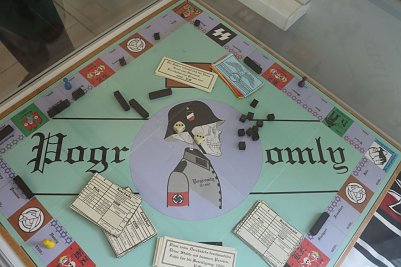 Die Ausstellung bietet neben vielen Informationen auch eindr&uuml;ckliche Anschauungsobjekte (Foto: Angelo Glashagel)