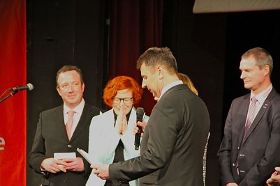 Jeweils 25.000 Euro f&uuml;r drei Vereine aus der Region vergab die Kreissparkasse zum 175. Geburtstag (Foto: Angelo Glashagel)