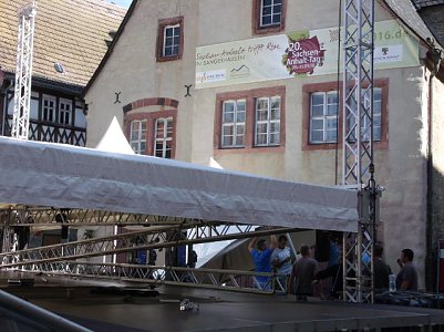 Aufbauarbeiten (Foto: privat)