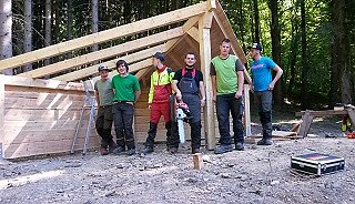 H&uuml;tte errichtet (Foto: privat)