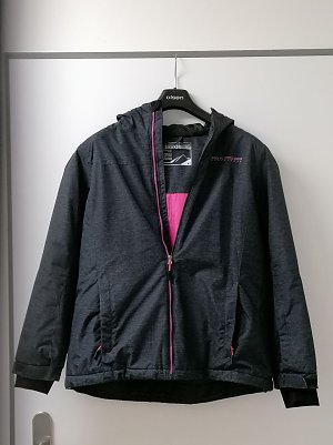 Winterjacke (Foto: )