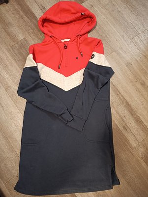 Alife and Kickin Pullover/ Sweatdress  (Foto: )