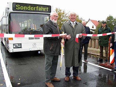Fahrt frei &uuml;ber Helmebr&uuml;cke in Sundhausen (Foto: nnz)
