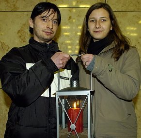 Friedenslicht angekommen (Foto: nnz)