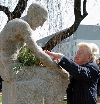 Gedenkstelle eingeweiht (Foto: nnz)