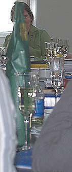 Sekt zum Beginn (Foto: nnz)