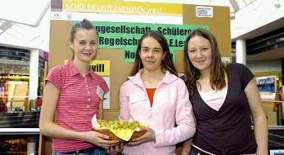 Unternehmer in der Galerie (Foto: nnz)