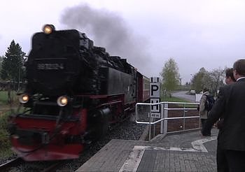 Einfahrt des Dampflokzuges (Foto: nnz)