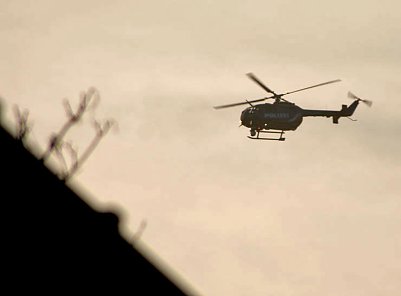 Hubschrauber &uuml;ber der Stadt (Foto: VGF)