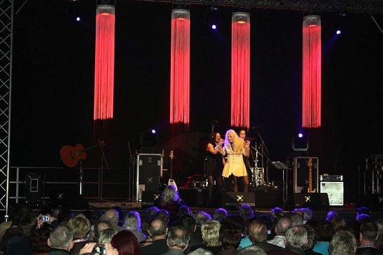 Jugendliebe (Foto: T. Wendehost) Jugendliebe (Foto: T. Wendehost)