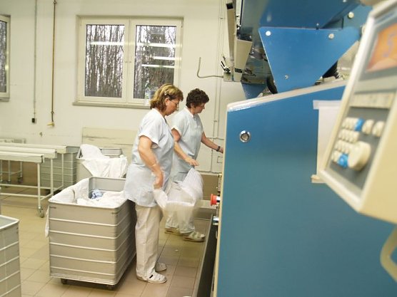 Nicht in, sondern an der Mangel (Foto: SHK)