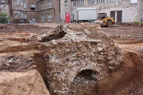 Ausgegraben (Foto: I. Bergmann) Ausgegraben (Foto: I. Bergmann)