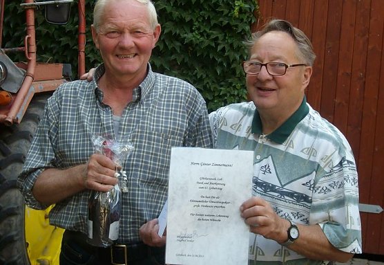 Geehrt (Foto: privat) Geehrt (Foto: privat)