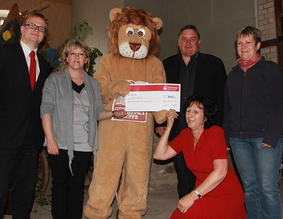 &Uuml;bergeben (Foto: privat)