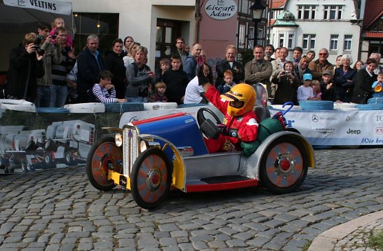 Seifenkistenrennen 2010 (Foto: Hellberg)