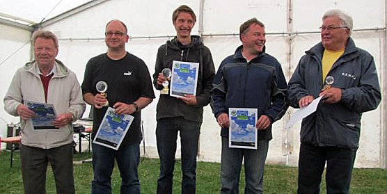 Die Meister sind gek&uuml;rt (Foto: Aeroclub Hans Grade e. V.)