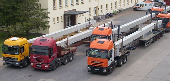 Tonnenschwere Fracht (Foto: HABAU Heringen)