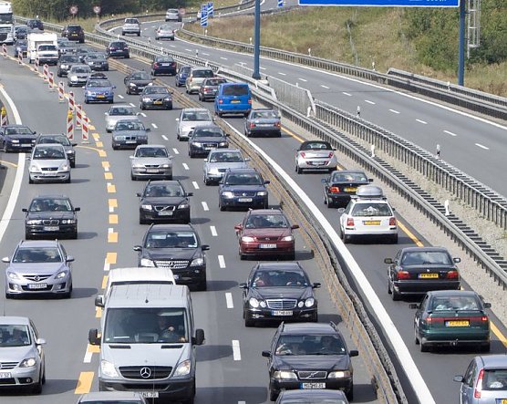 Stau und Stress (Foto: ADAC) Stau und Stress (Foto: ADAC)