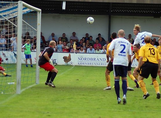 Das Siegtor gegen M&uuml;hlhausen (Foto: Olaf Dobrzykowsky)