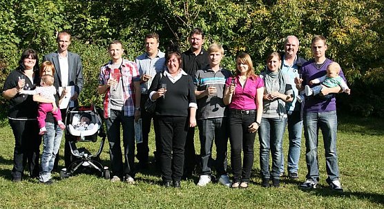 Sprösslinge gepflanzt (Foto: WBG) Sprösslinge gepflanzt (Foto: WBG)