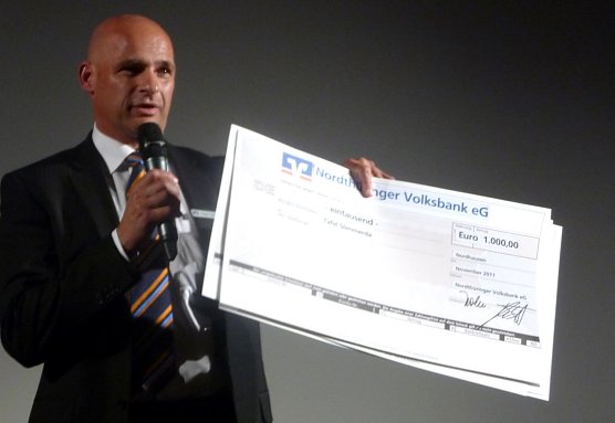 Geld für Nordthüringer Tafeln (Foto: nnz) Geld für Nordthüringer Tafeln (Foto: nnz)