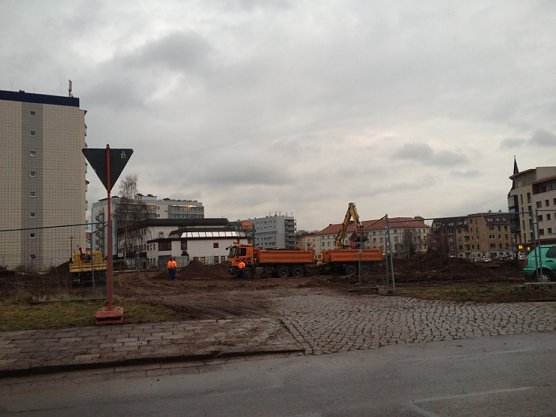 Bagger buddeln am Pferdemarkt (Foto: N. Jahn)