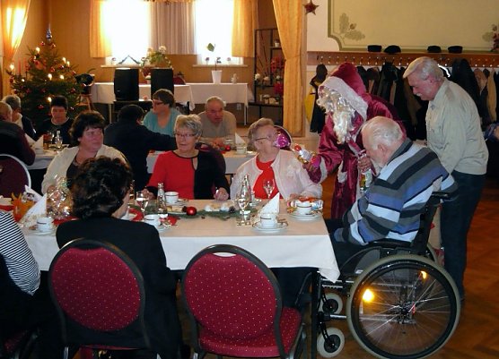 Weihnachtsfeier in Ilfeld (Foto: D. Buchardt) Weihnachtsfeier in Ilfeld (Foto: D. Buchardt)