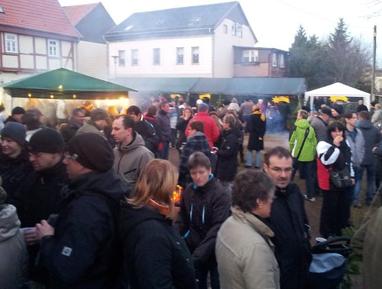 Weihnachtsmarkt in Salza (Foto: S. Iffland) Weihnachtsmarkt in Salza (Foto: S. Iffland)
