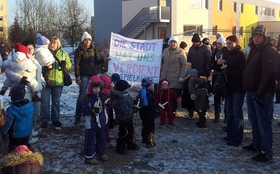 Demo für kommunale Trägerschaft (Foto: privat) Demo für kommunale Trägerschaft (Foto: privat)